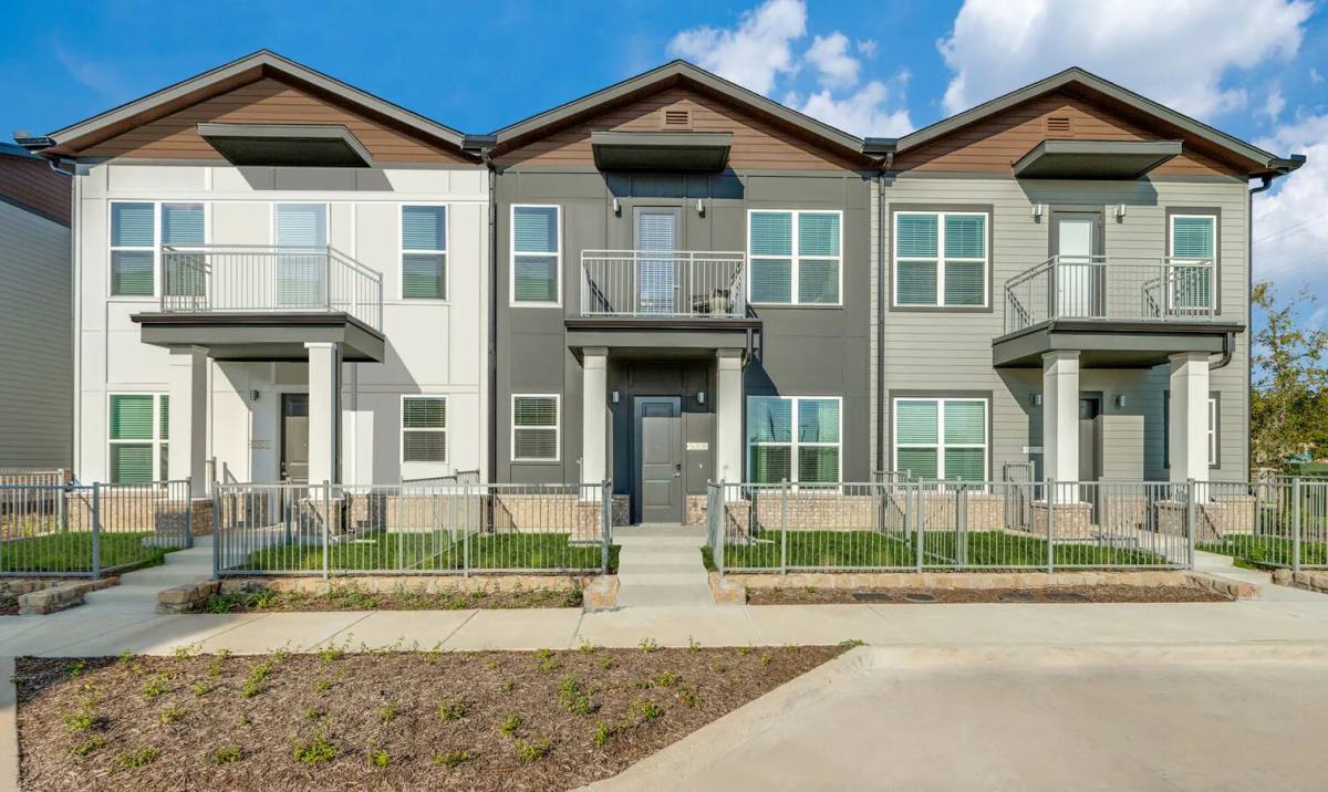 Townhouse for rent at 8589 Stacy Rd #2203, McKinney, TX 75070