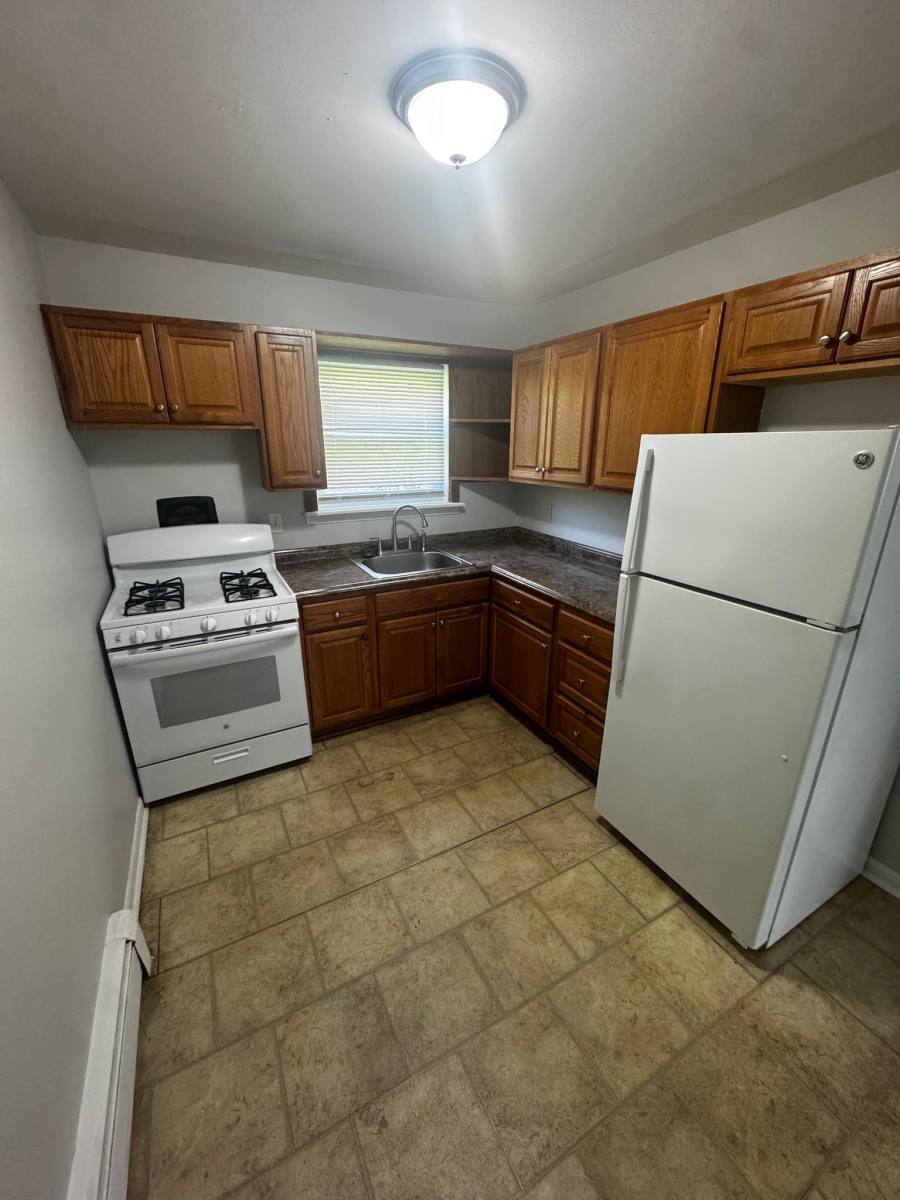 Apartment for rent at 175 S St, Eatontown, NJ 07724