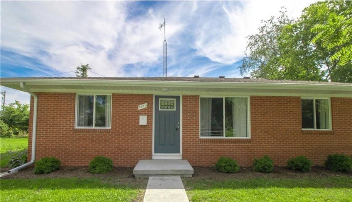 915 Rimer Dr #A, Waterville, OH 43566 - Townhouse for Rent - Image 2