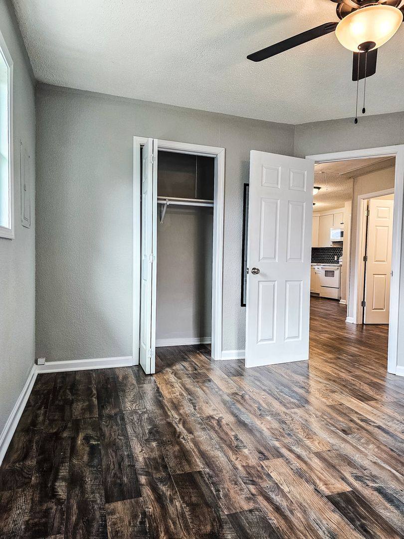 Apartment for rent at 1705 & 1707 Dodson St, Murray, KY 42071