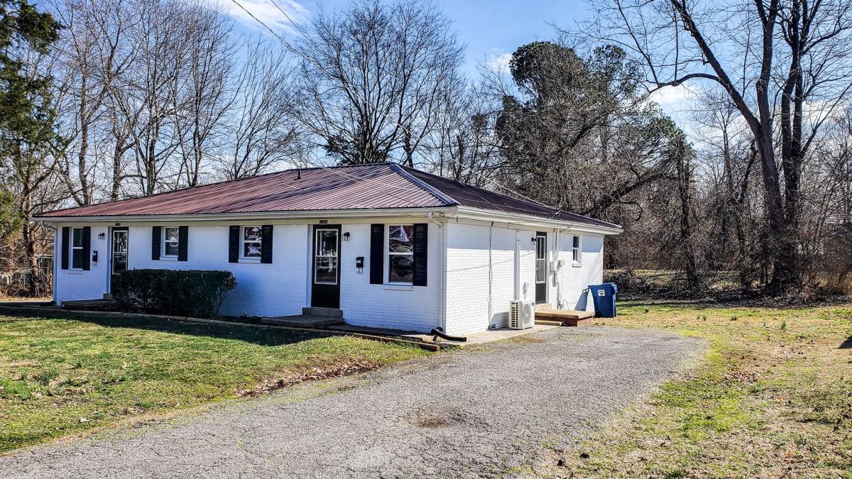 Apartment for rent at 1705 & 1707 Dodson St, Murray, KY 42071