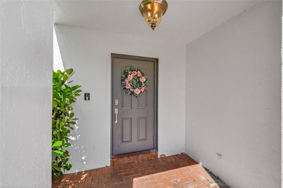 House for rent at 1298 NW 192nd Terrace, Hollywood, FL 33029