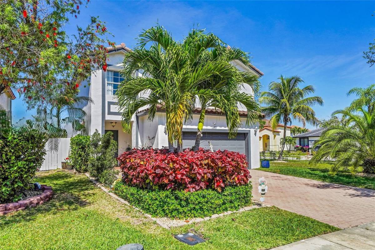 House for rent at 1298 NW 192nd Terrace, Hollywood, FL 33029