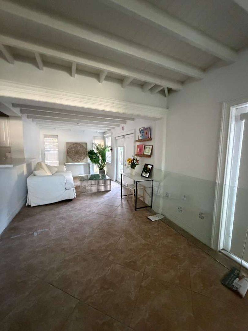 Apartment for rent at 1110 NE 119 Th St, Miami, FL 33131