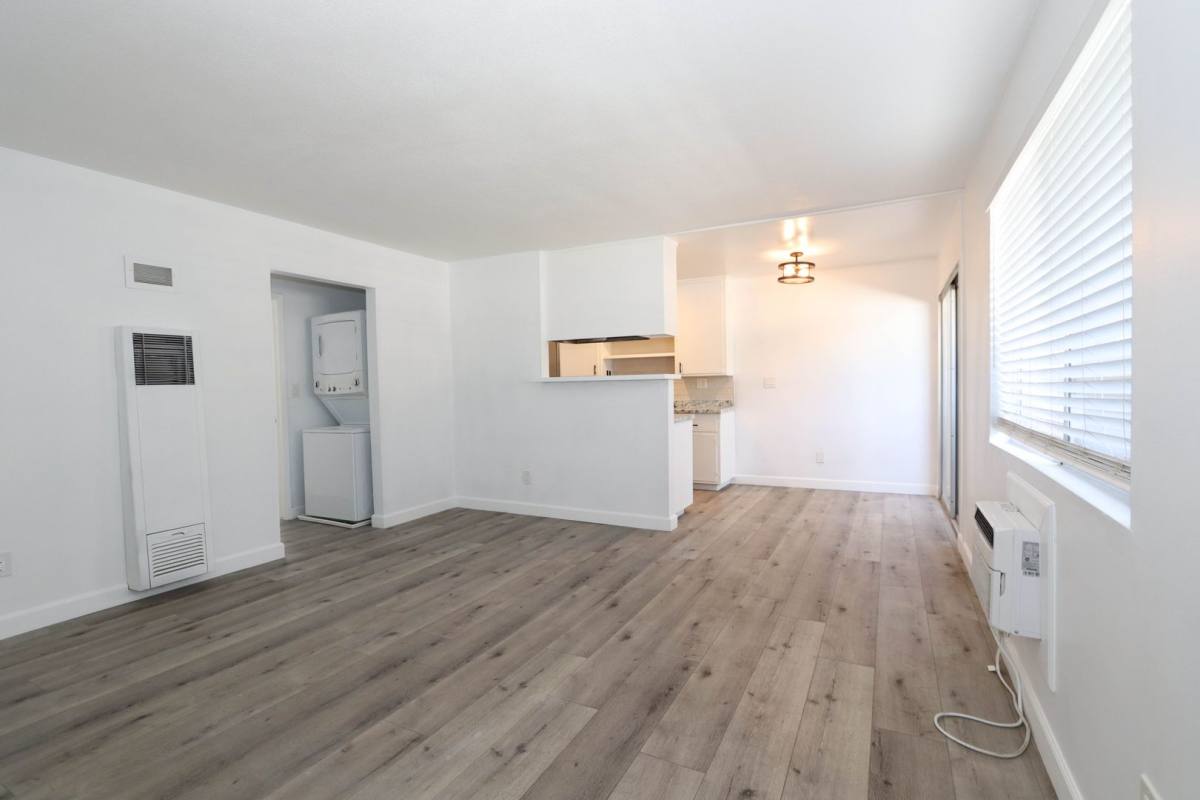 Apartment for rent at 460 Vista Ave, Pasadena, CA 91107