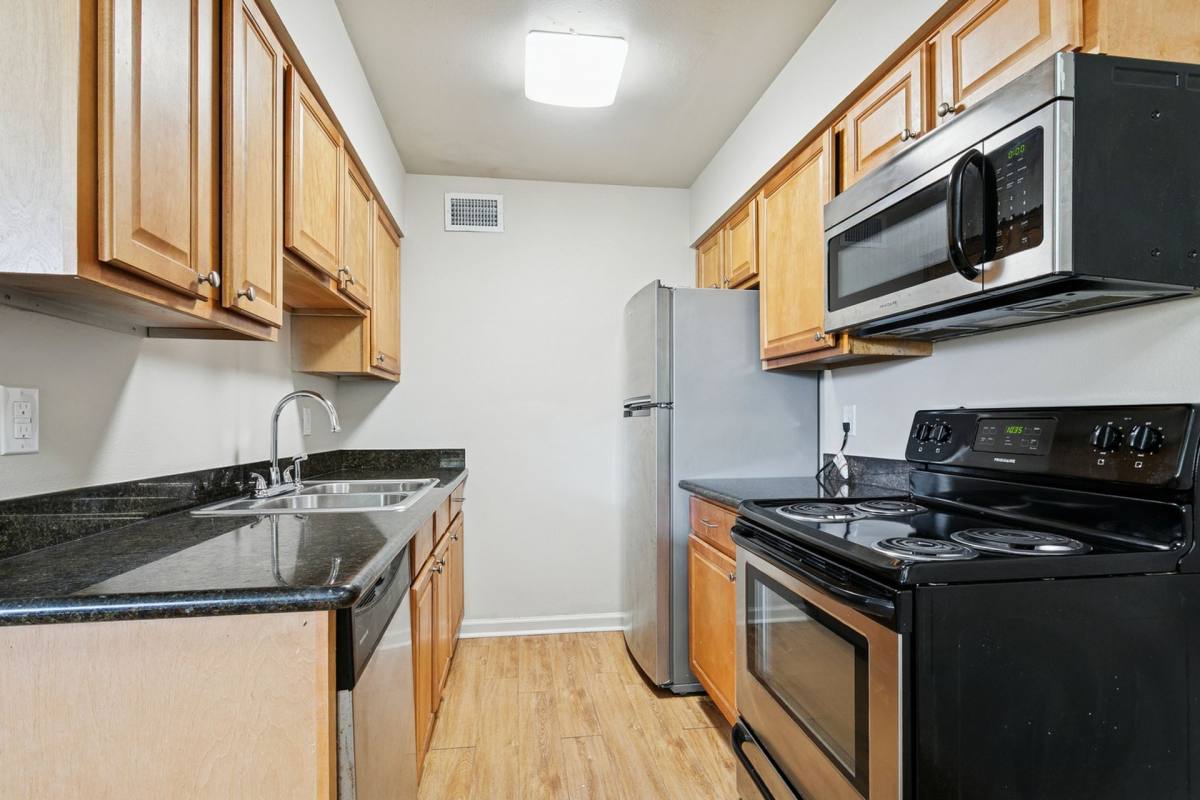 Apartment for rent at 5700 St Anthony, New Orleans, LA 70122