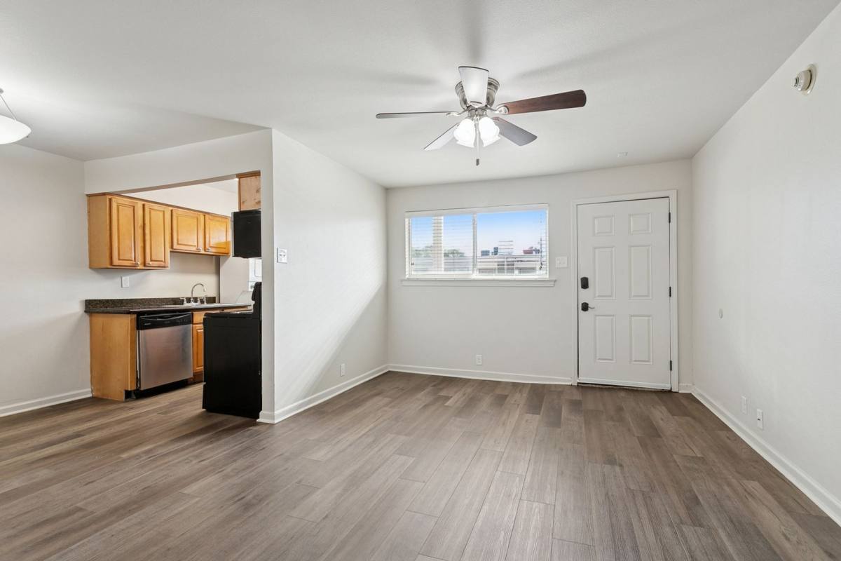 Apartment for rent at 5700 St Anthony, New Orleans, LA 70122