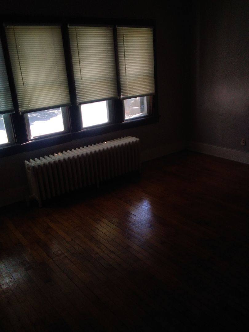 Apartment for rent at 1130 W Washington St, Milwaukee, WI 53204