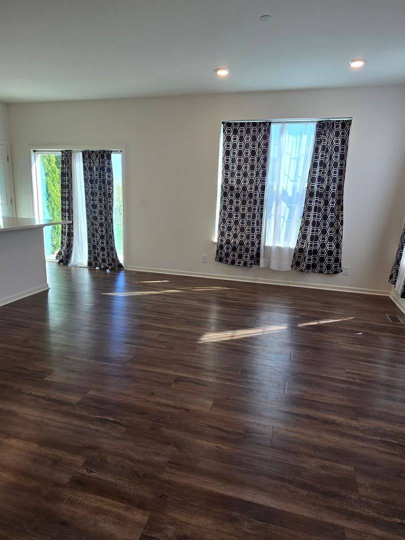 Townhouse for rent at 1123 Hawk Hollow Dr, Yorkville, IL 60560