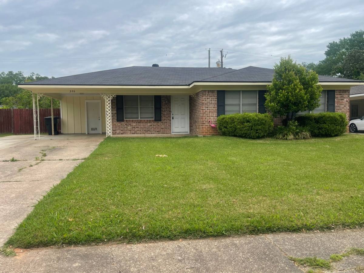 House for rent at 346 Wayne Dr, Shreveport, LA 71105