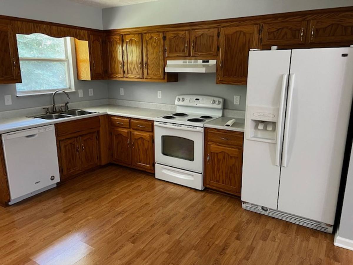 House for rent at 702 Pearson Springs Rd, Maryville, TN 37803