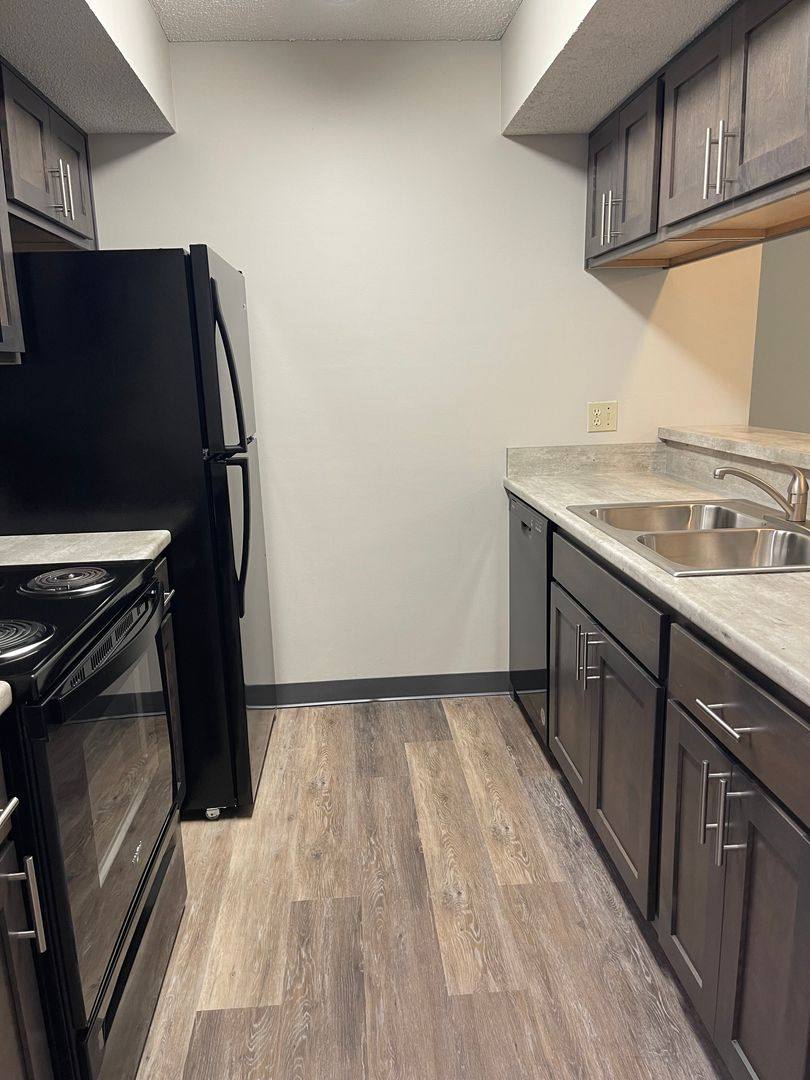 Apartment for rent at 6401 Vine St, Lincoln, NE 68505