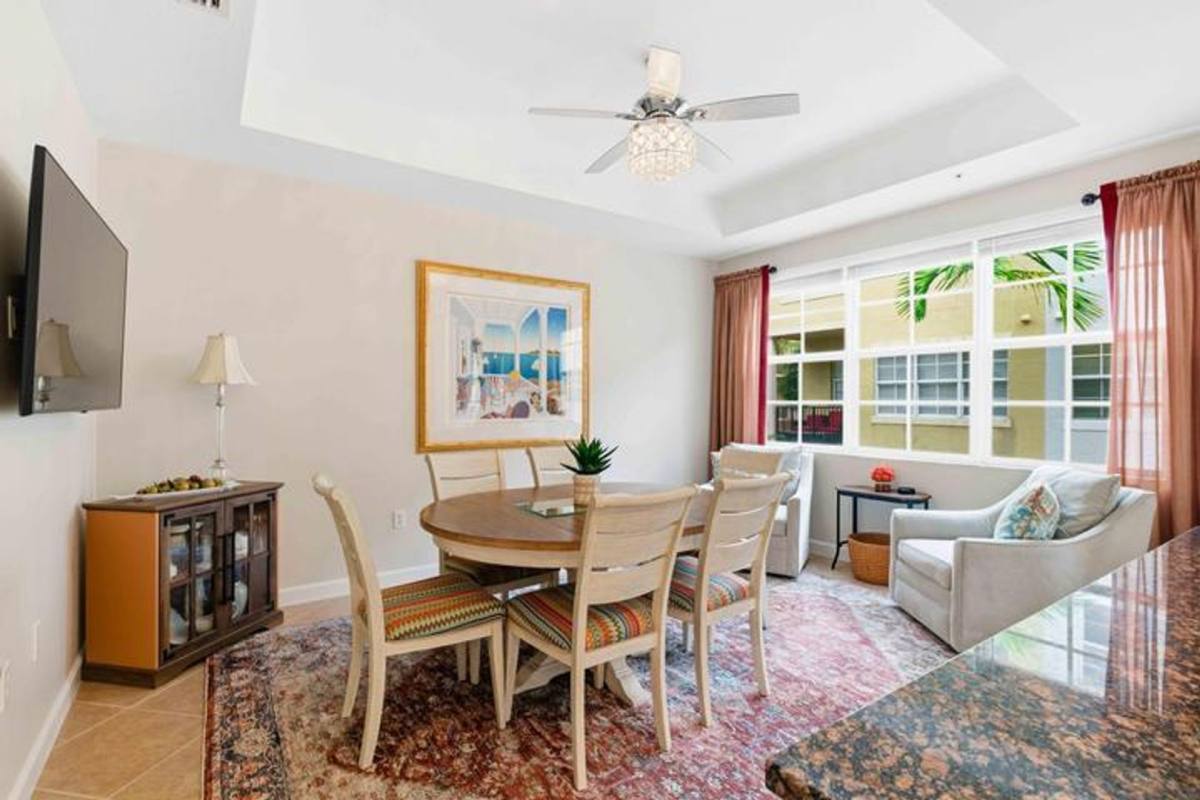 Townhouse for rent at 11850 Valencia Gardens Ave, Palm Beach Gardens, FL 33410