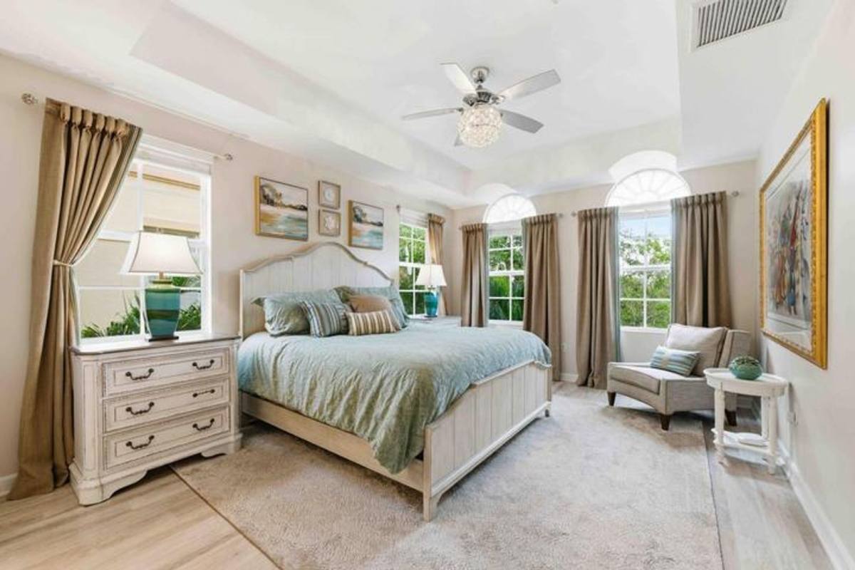 Townhouse for rent at 11850 Valencia Gardens Ave, Palm Beach Gardens, FL 33410