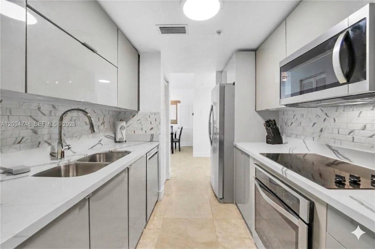 Apartment for rent at 500 NE 29th St, Miami, FL 33137