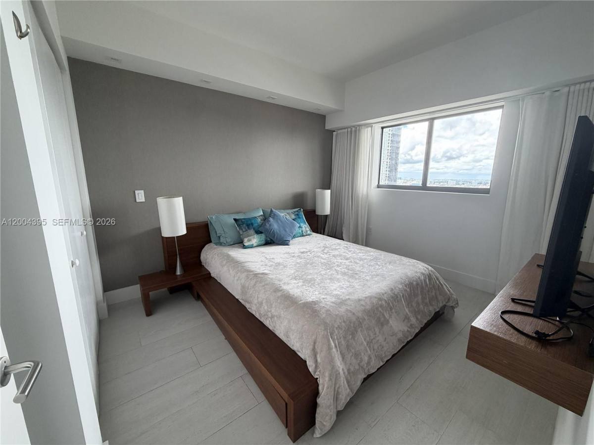 Apartment for rent at 460 NE 28th St, Miami, FL 33137