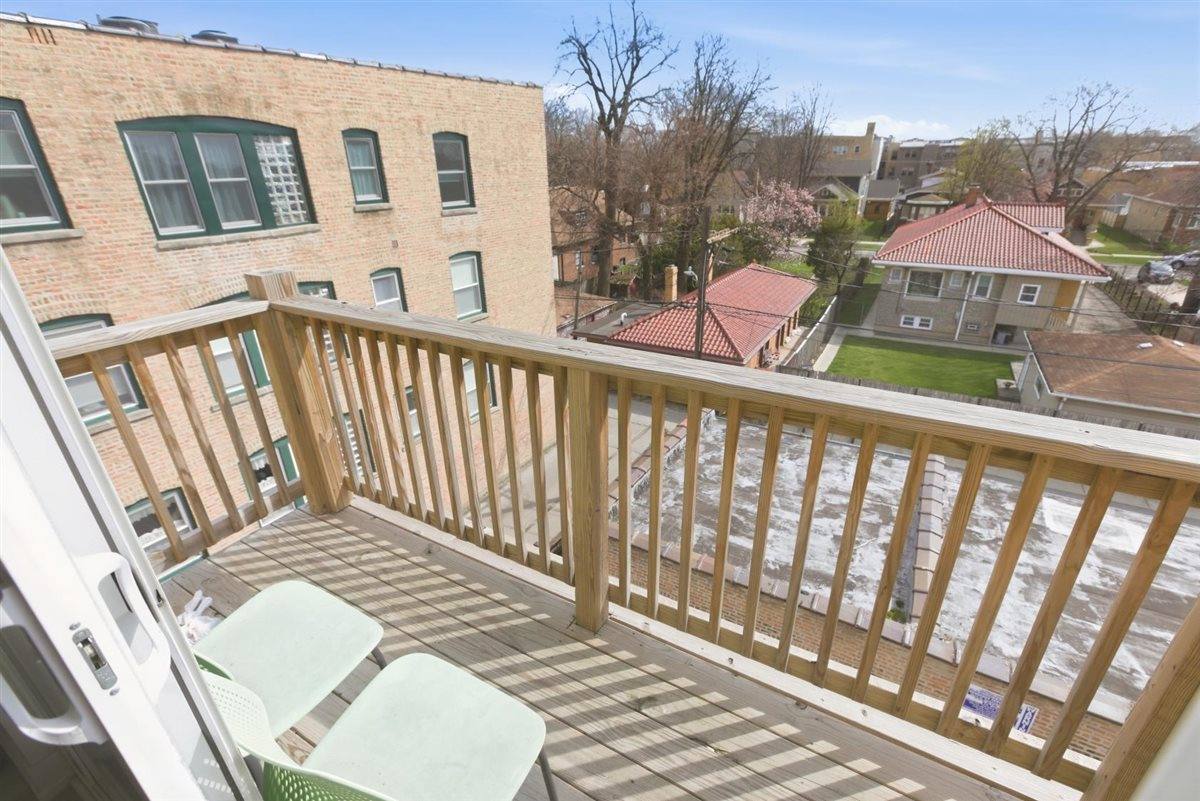 Apartment for rent at 4939 N Saint Louis Ave #3, Chicago, IL 60625