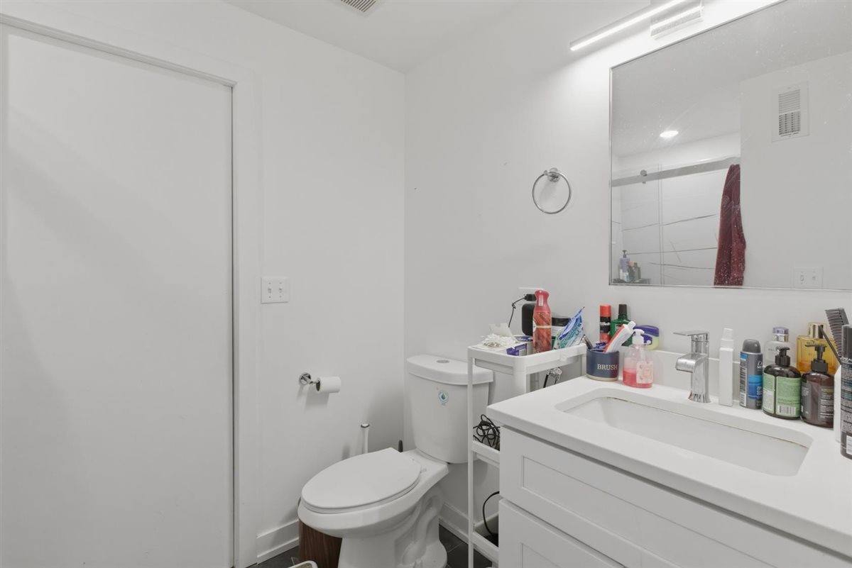 Apartment for rent at 4939 N Saint Louis Ave #3, Chicago, IL 60625
