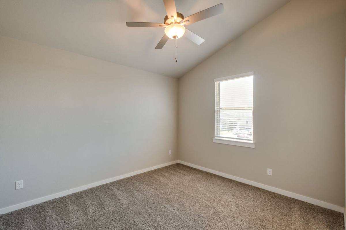 705 Wheatfield Dr, Venus, TX 76084 - Townhouse for Rent - Image 6