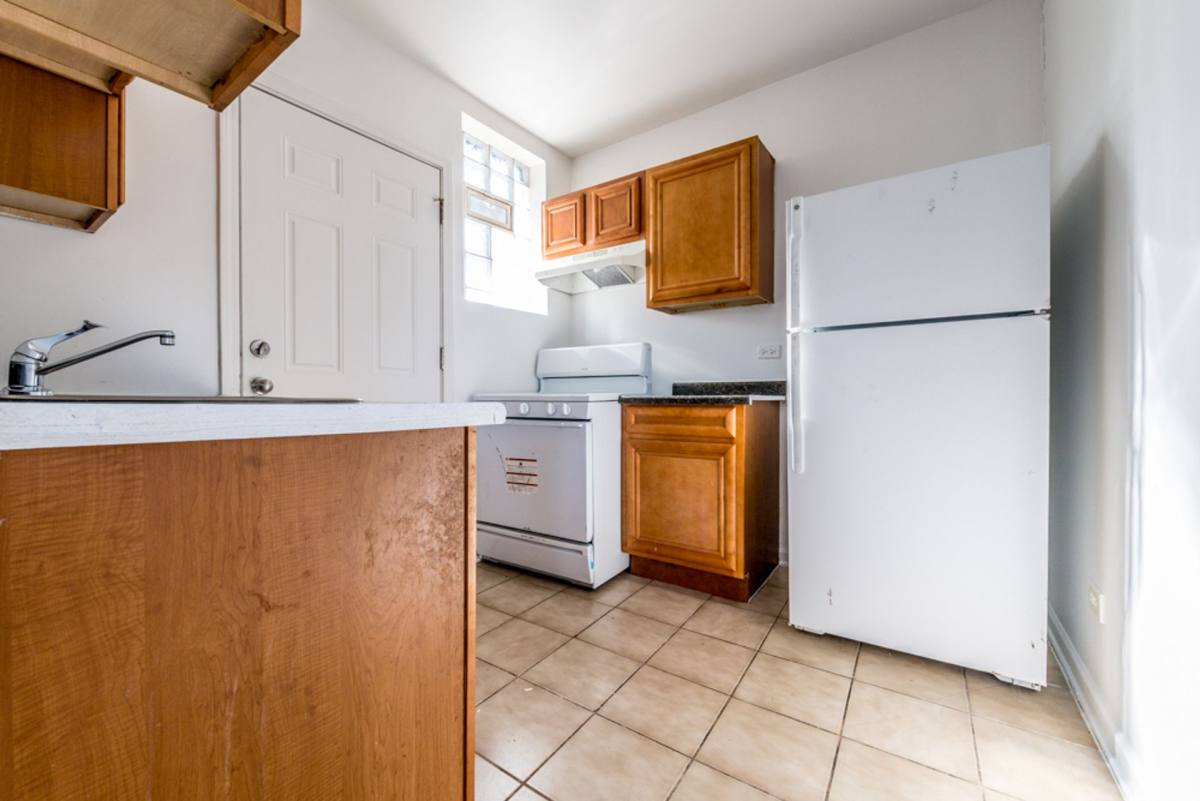 Apartment for rent at 7701 S Stewart Ave, Chicago, IL 60620