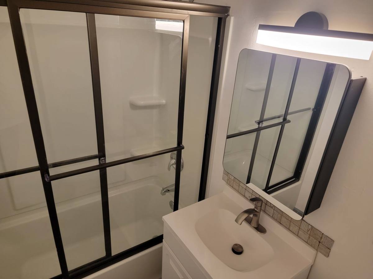 Apartment for rent at 5232 Pebble Beach Blvd, Las Vegas, NV 89108