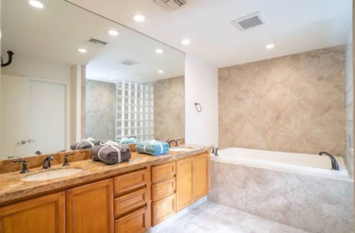 House for rent at 46755 Highland Palms Dr, La Quinta, CA 92253