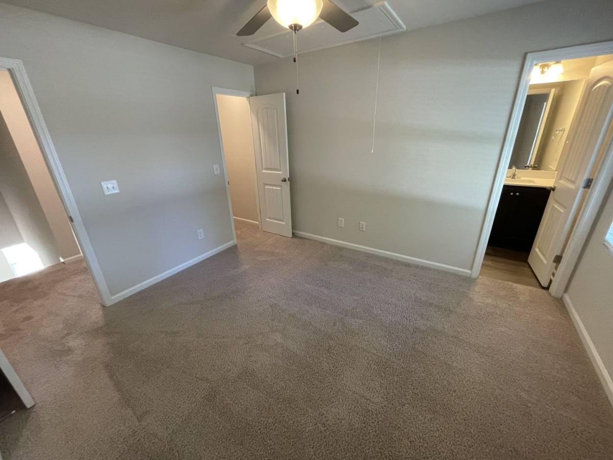 Townhouse for rent at 1028 Peony Lane, Youngsville, NC 27596