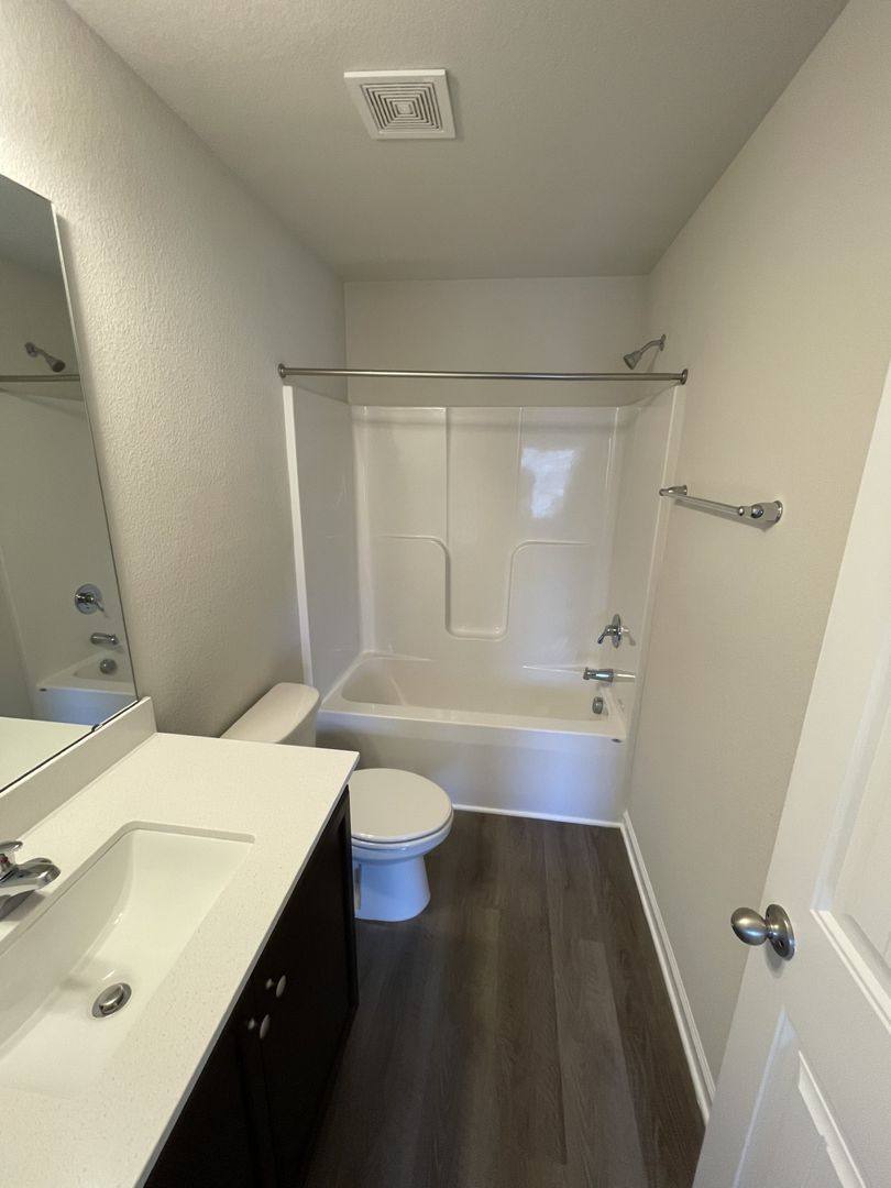 Townhouse for rent at 1028 Peony Lane, Youngsville, NC 27596