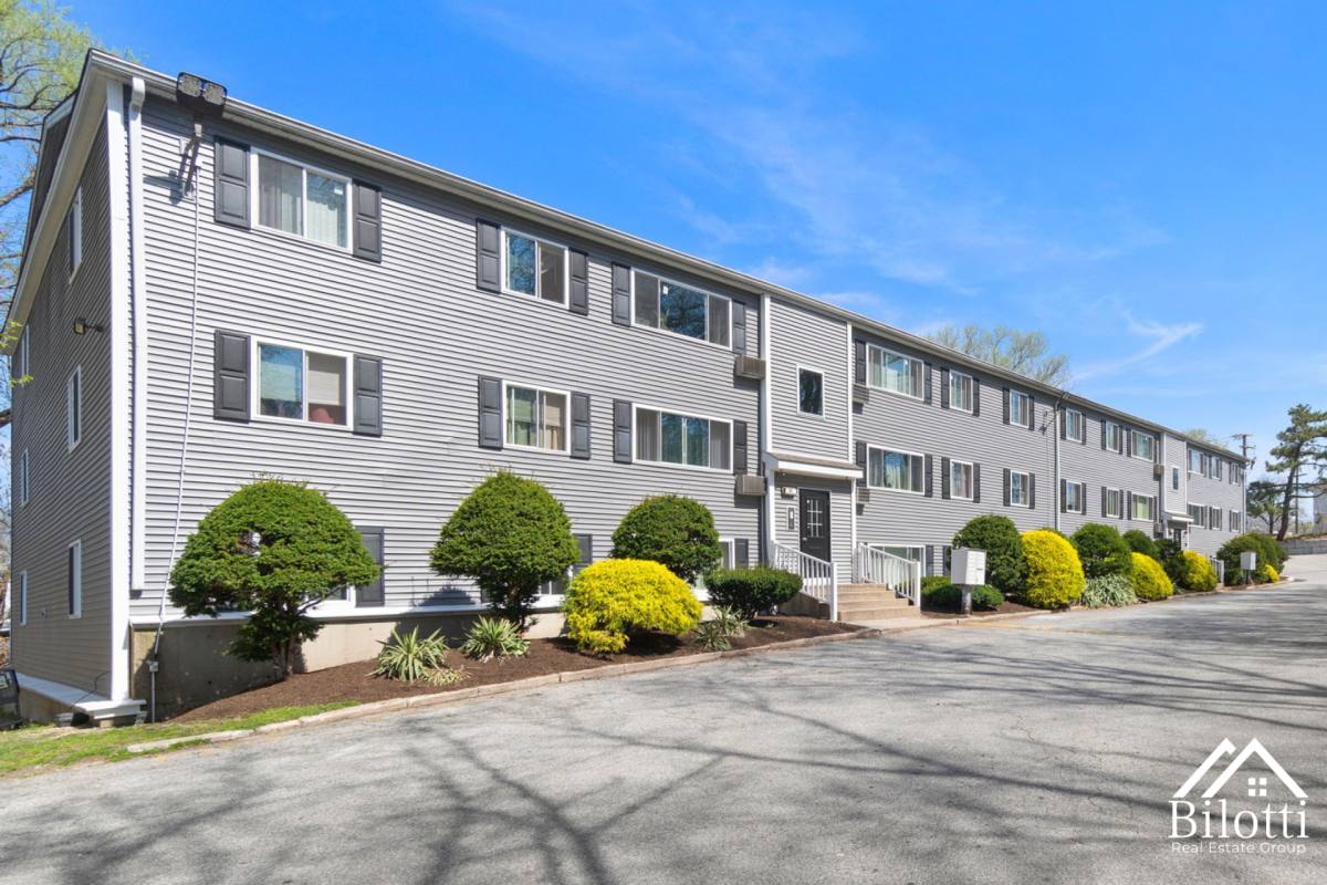 Apartment for rent at 62 Hurdis St, Providence, RI 02904
