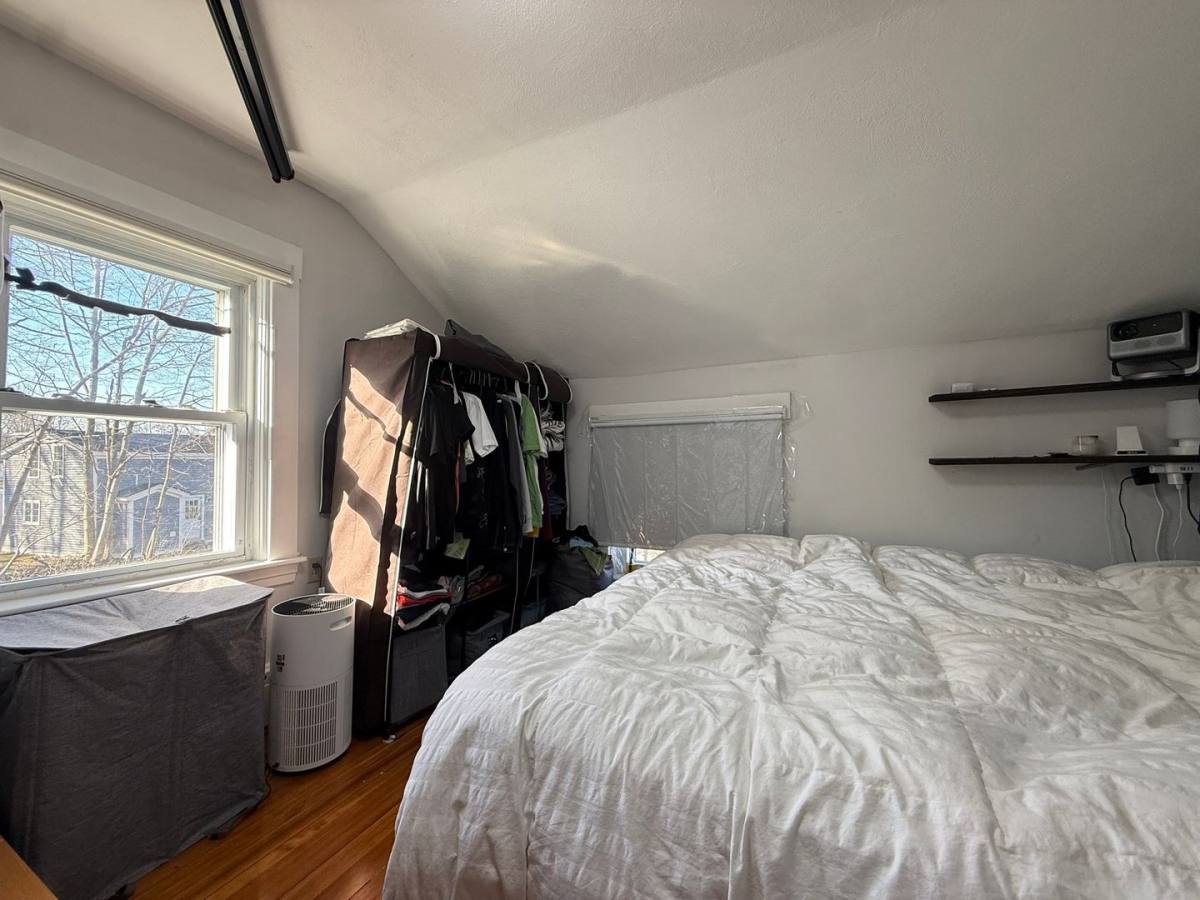 House for rent at 58 Lake St, Waltham, MA 02451