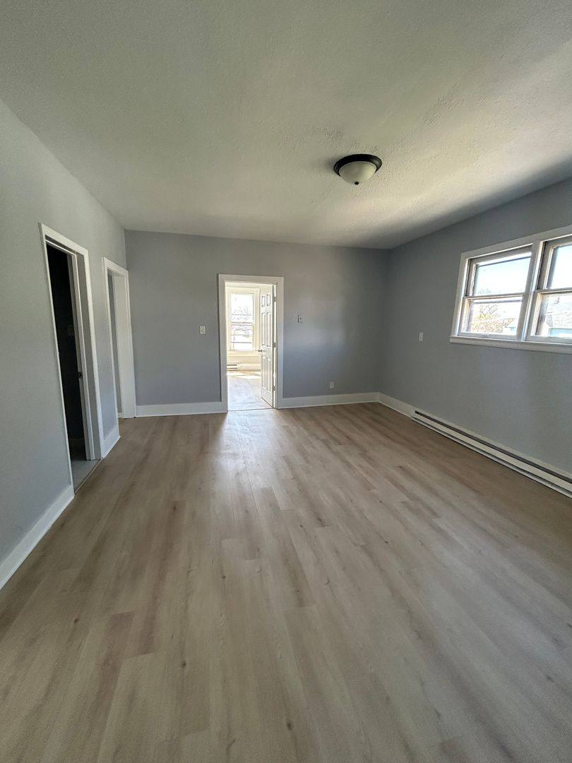 Apartment for rent at 1510 57th St, Kenosha, WI 53140