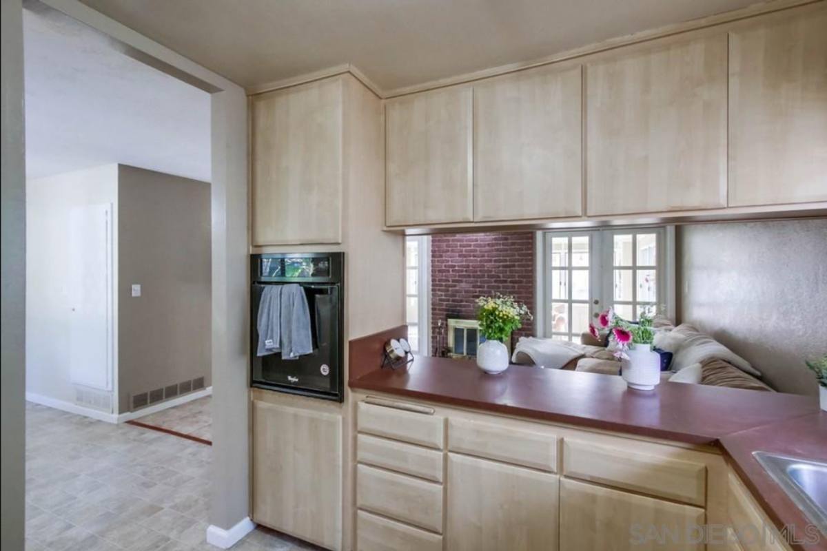 Apartment for rent at 4877 Campanile Dr, San Diego, CA 92115