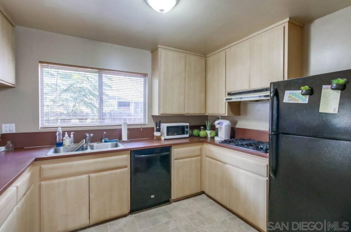 Apartment for rent at 4877 Campanile Dr, San Diego, CA 92115