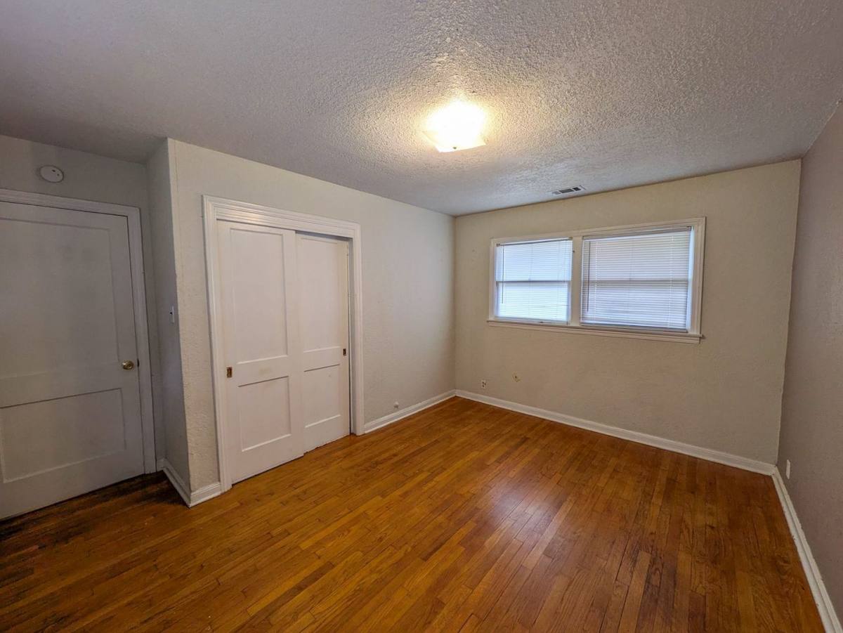 House for rent at 306 Bridal Wreath, Orange, TX 77630