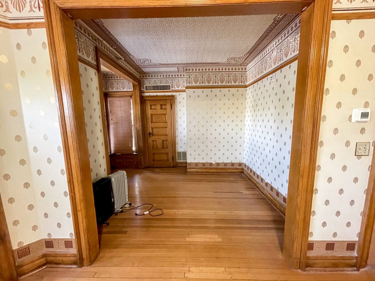 House for rent at 720 S 16th St, Lincoln, NE 68508