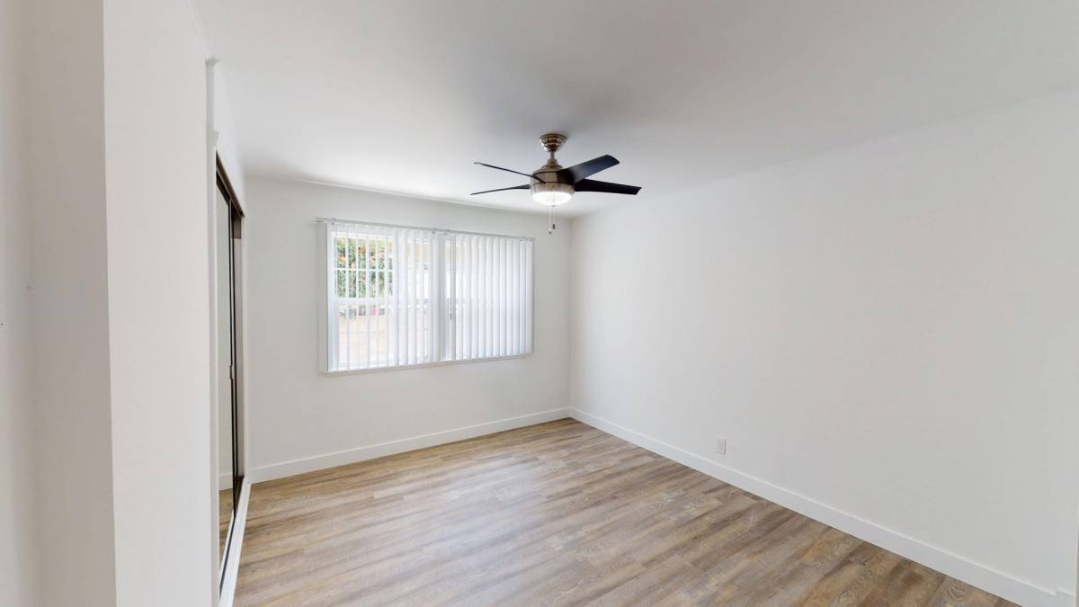 Apartment for rent at 11591 Riverside Dr, North Hollywood, CA 91602