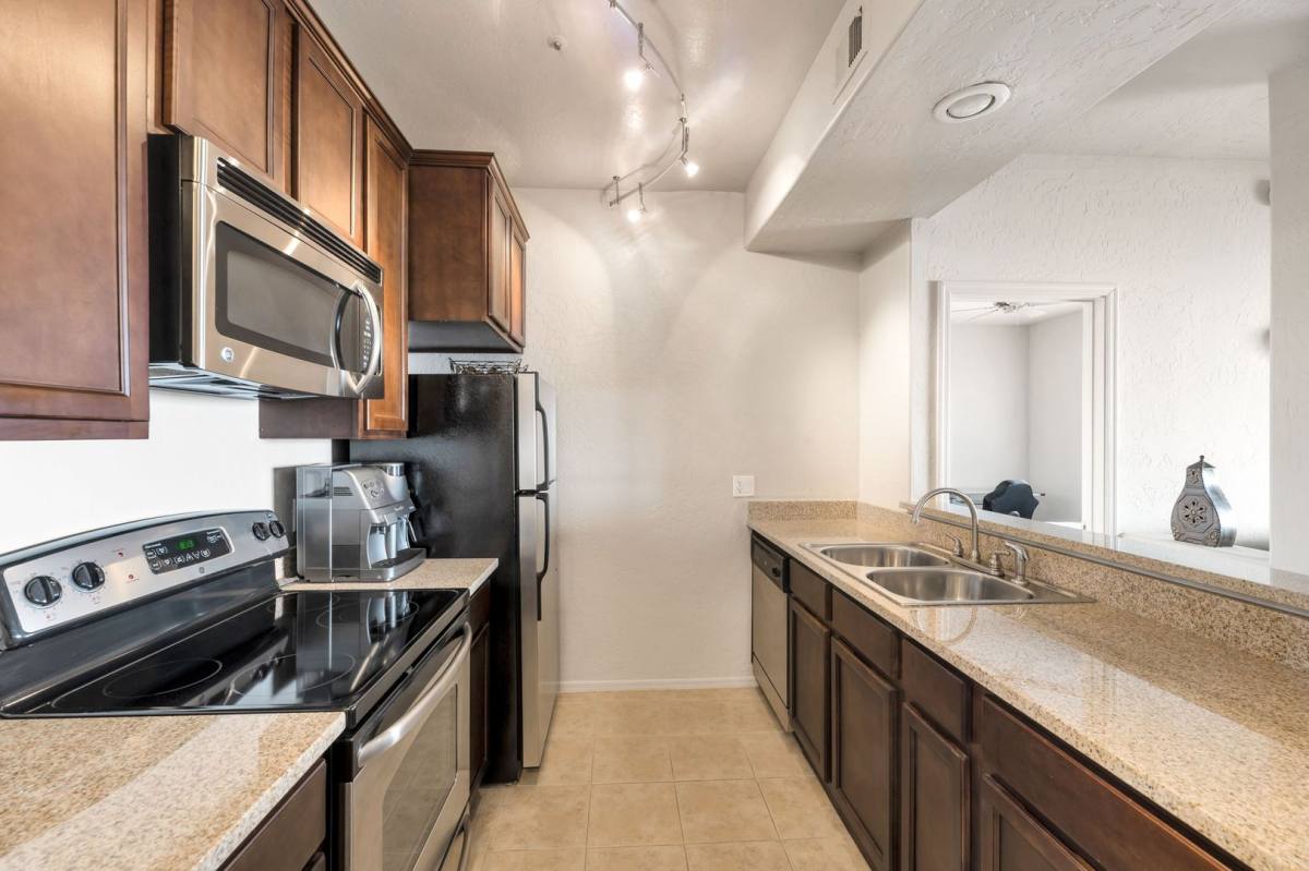 Condo for rent at 14145 N 92nd St #1051, Scottsdale, AZ 85260
