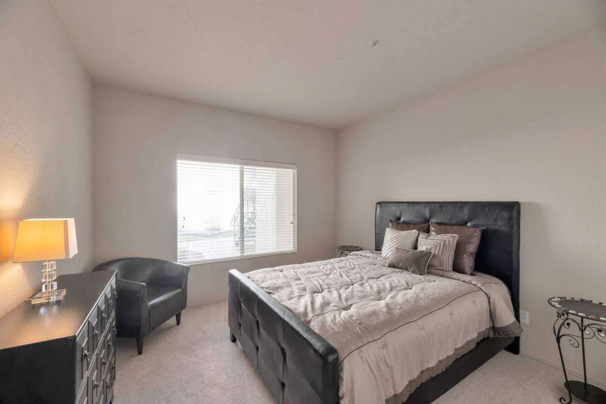 Condo for rent at 14145 N 92nd St #1051, Scottsdale, AZ 85260