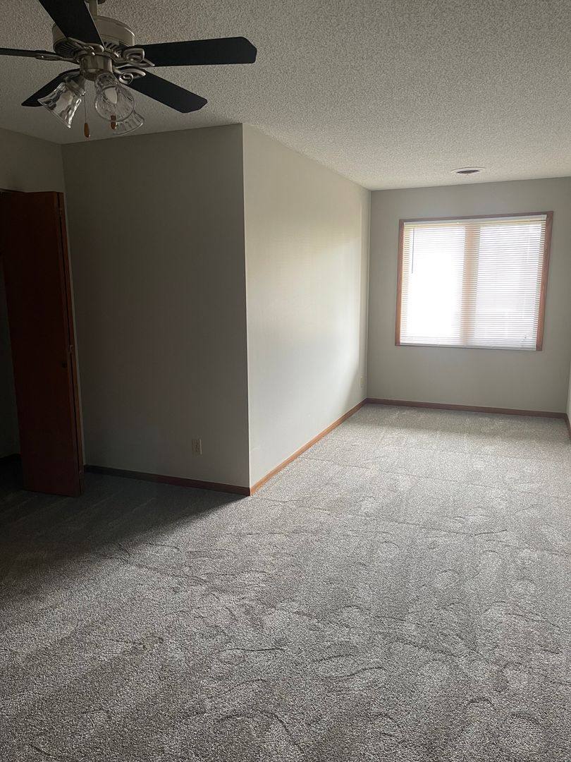 Apartment for rent at 6521 Vine St, Lincoln, NE 68505