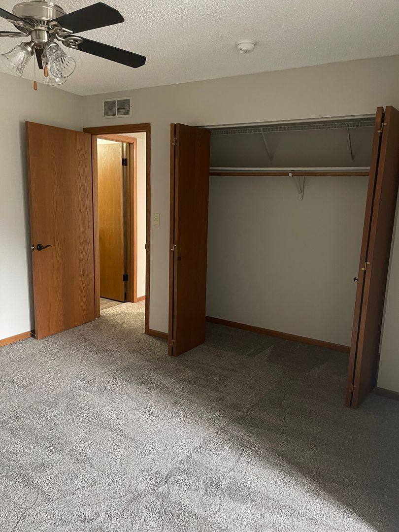 Apartment for rent at 6521 Vine St, Lincoln, NE 68505