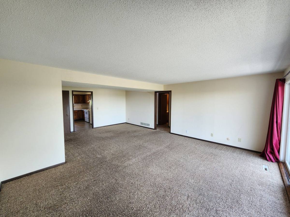 Apartment for rent at 3510 37th Ave, Moline, IL 61265