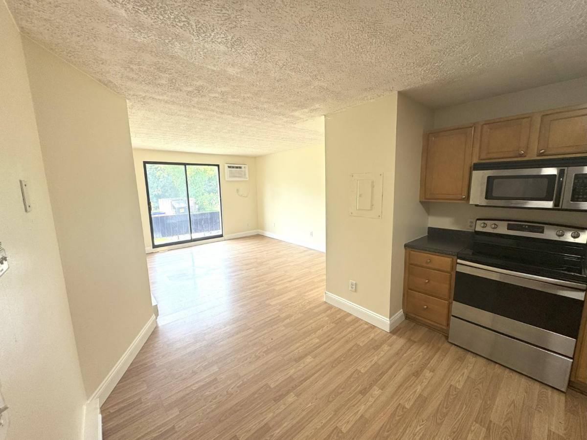 Apartment for rent at 34-64 Dunbarton Rd #64-2D, Manchester, NH 03102
