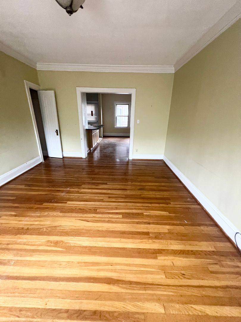 Apartment for rent at 2676 Mayfield Rd, Cleveland, OH 44106