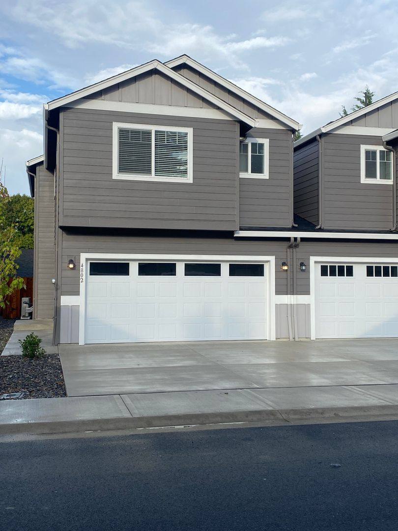 Townhouse for rent at 4802 NE 37th Court, Vancouver, WA 98661