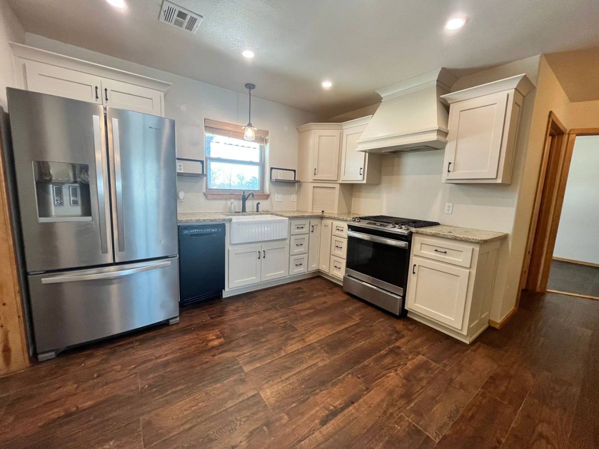 House for rent at 9577 Choate Prairie Rd, Indianola, OK 74442