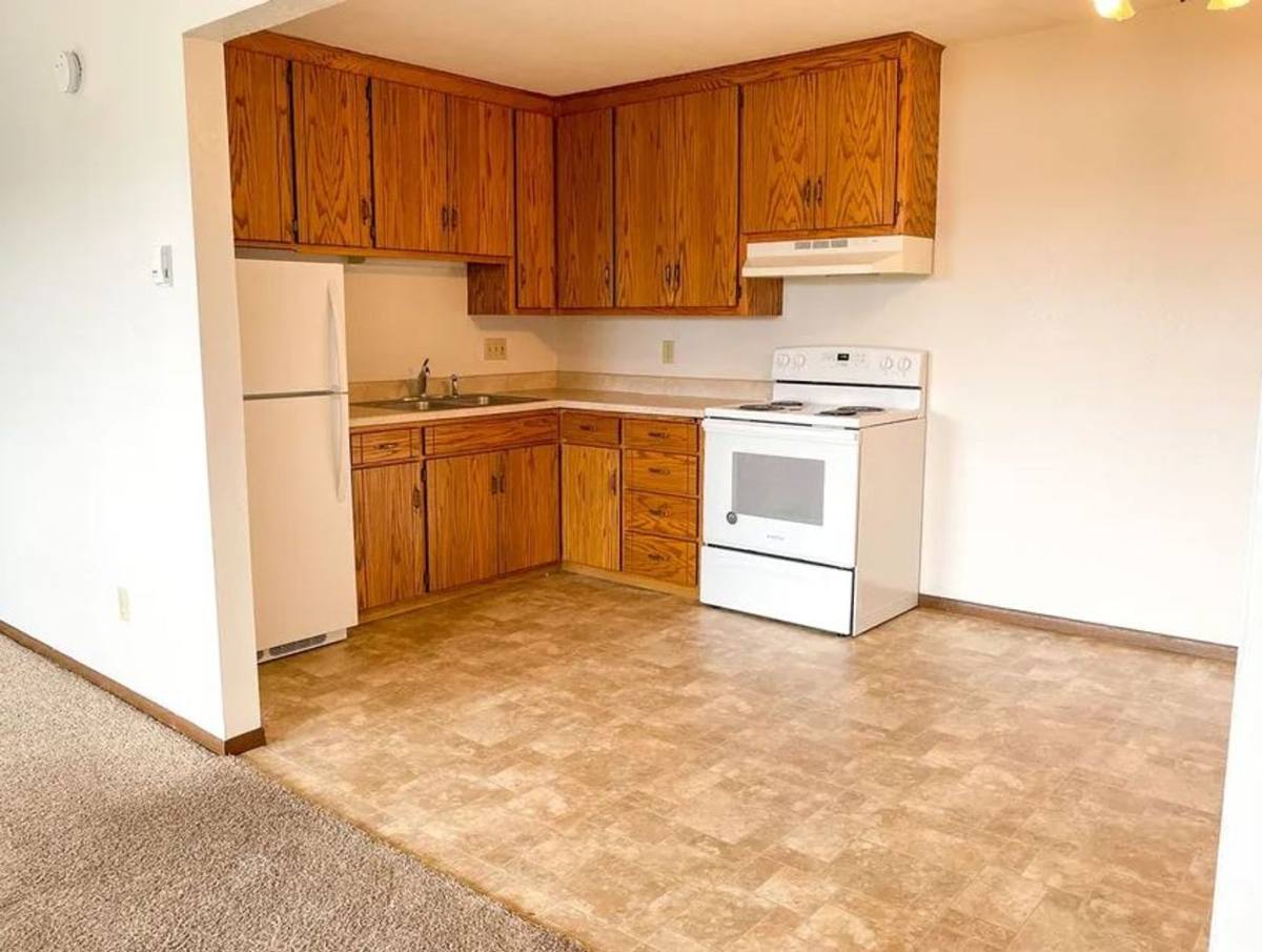 Apartment for rent at 705 32nd Ave N, Saint Cloud, MN 56303
