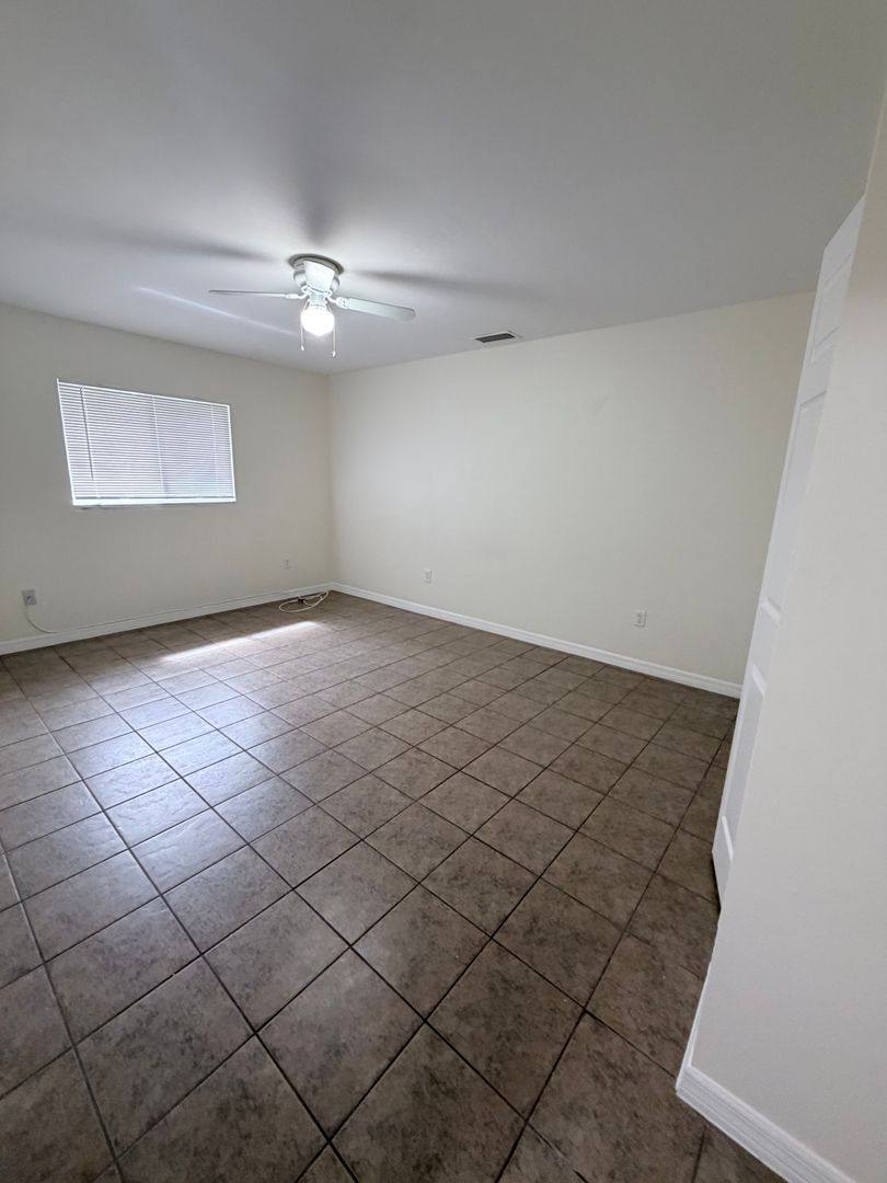 525-529 Glendale Ave, Lehigh Acres, FL 33936 - Apartment for Rent - Image 14