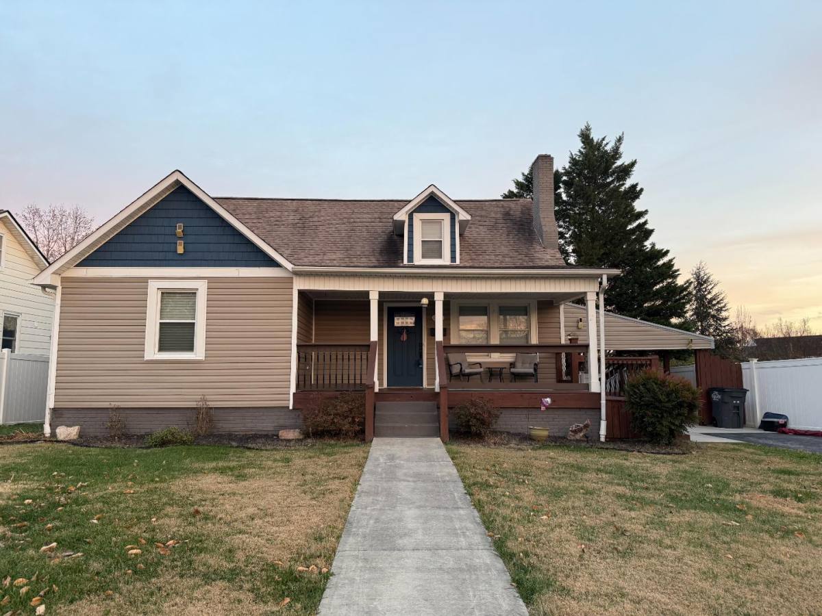 House for rent at 146 E Park Dr, Kingsport, TN 37660