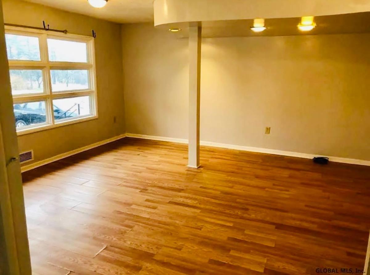 Apartment for rent at 913 Nott St, Schenectady, NY 12308