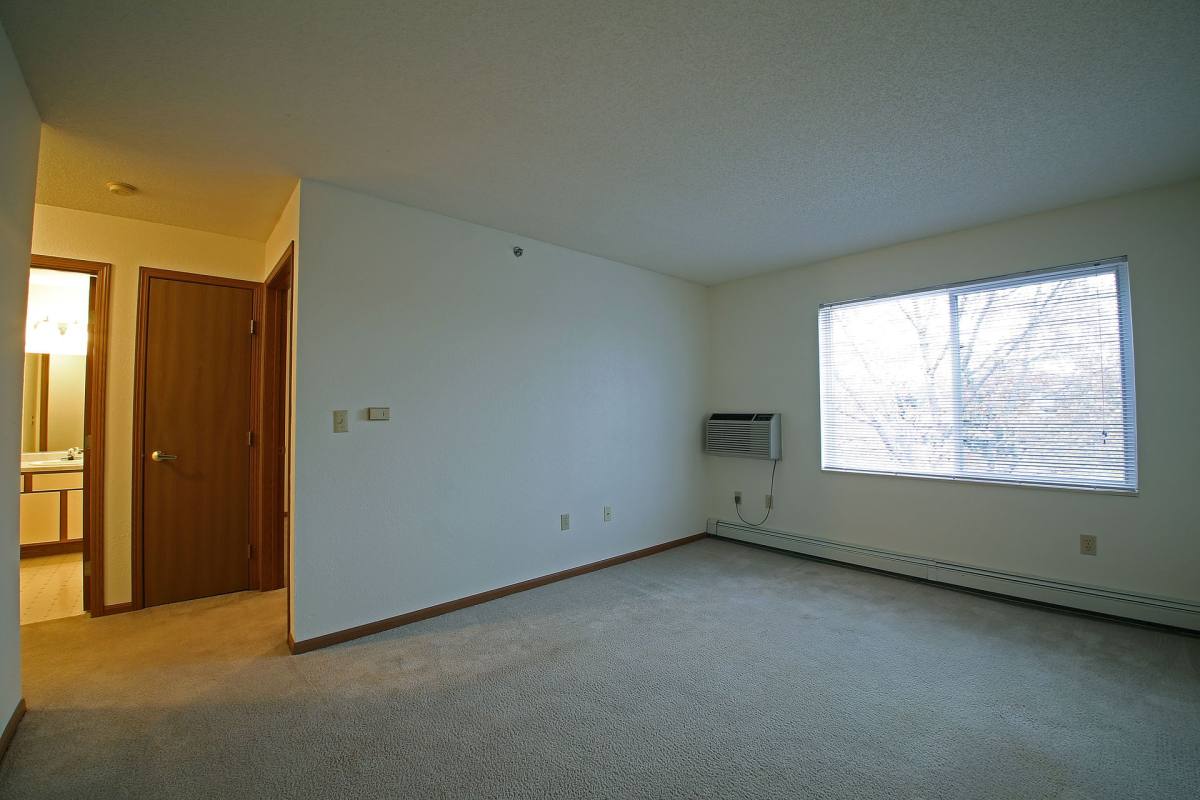 Apartment for rent at 2221 Hanley Rd, Hudson, WI 54016